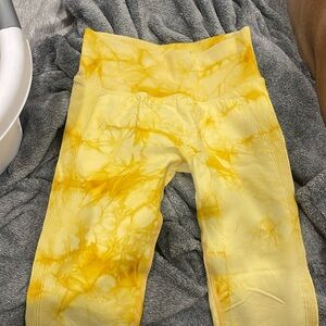 Booty scrunch leggings from Amazon